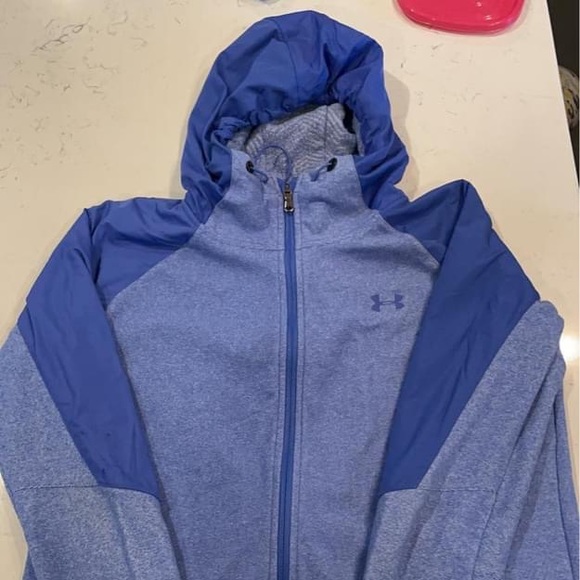 Women’s Medium Under Armour jacket - Picture 1 of 1